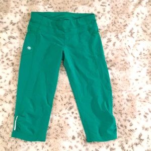 Mint athleta capris